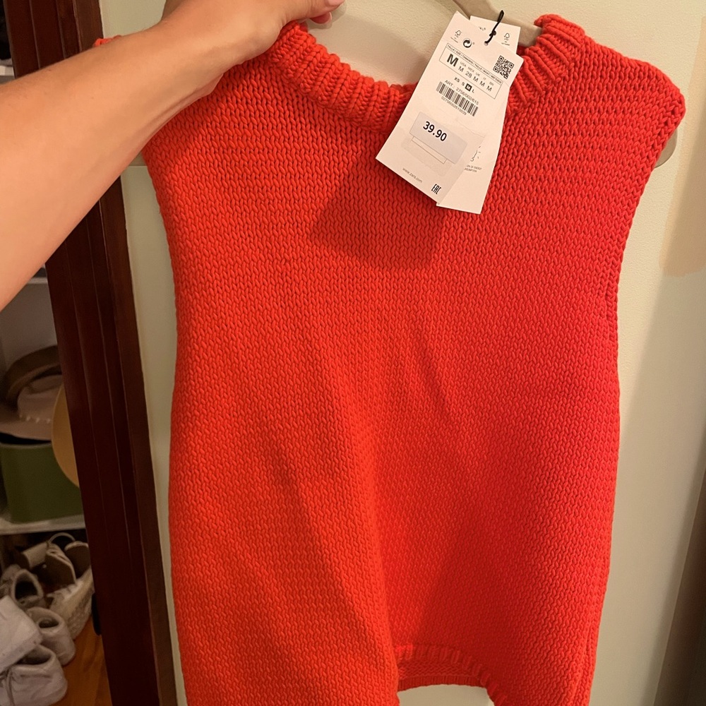 Zara tank top sweater